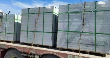 通辽 芝麻白花岗岩地铺石装车日常