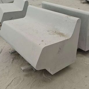 通辽 芝麻白花岗岩异形坐凳，石凳