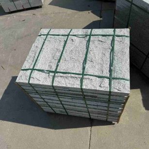 通辽 白麻花岗岩石材自然面蘑菇石成品