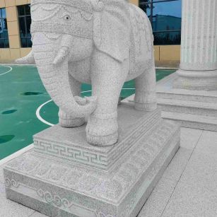 通辽 白麻花岗岩动物异形石雕-大象