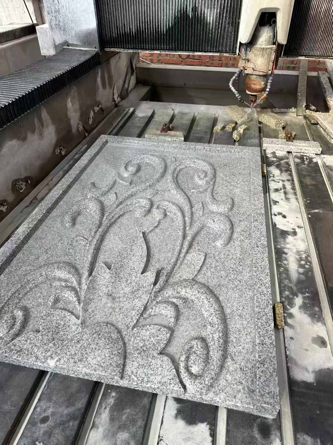 通辽 白麻别墅干挂雕花板