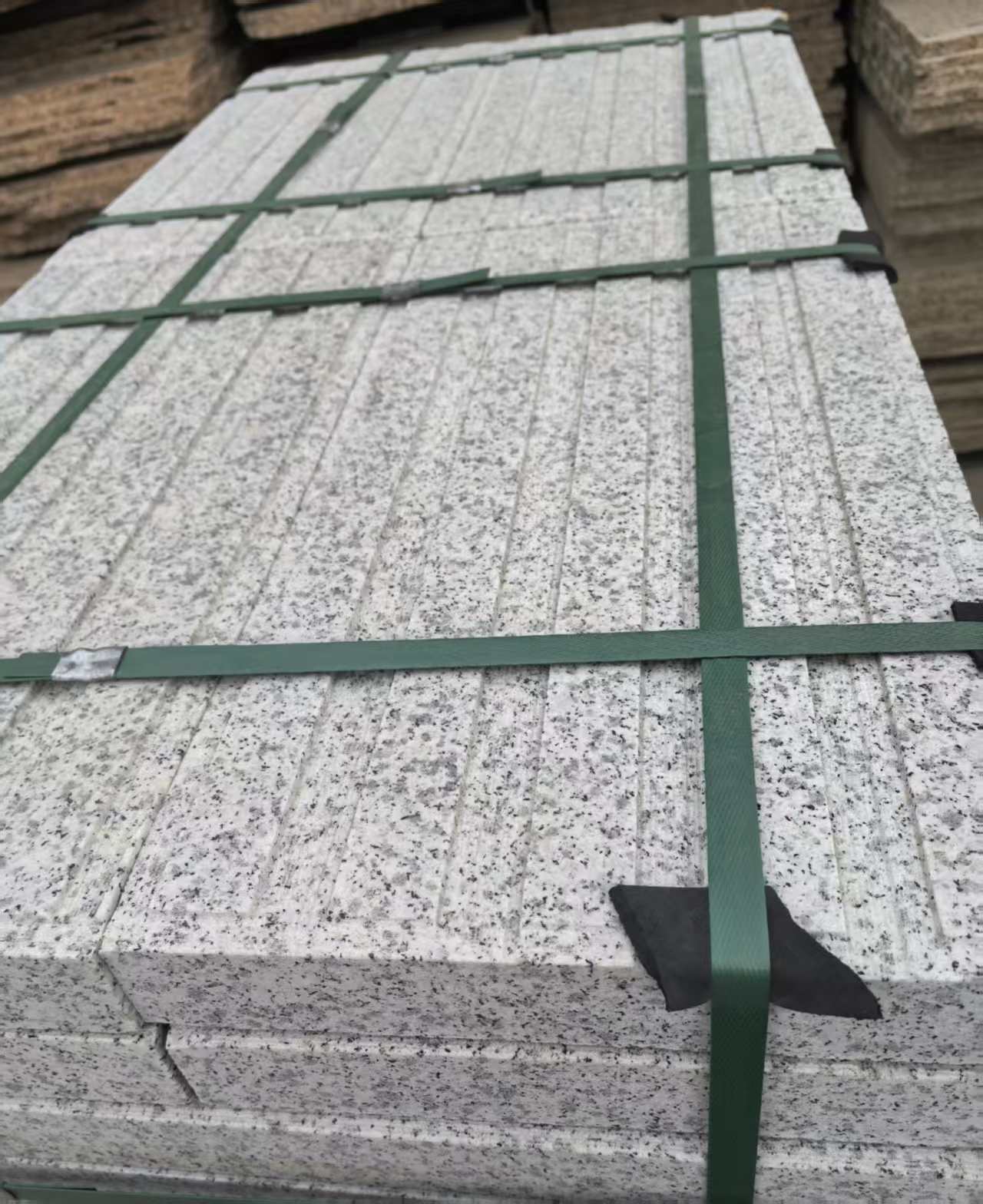 通辽 白麻花岗岩直行盲道石，盲条，地铺石