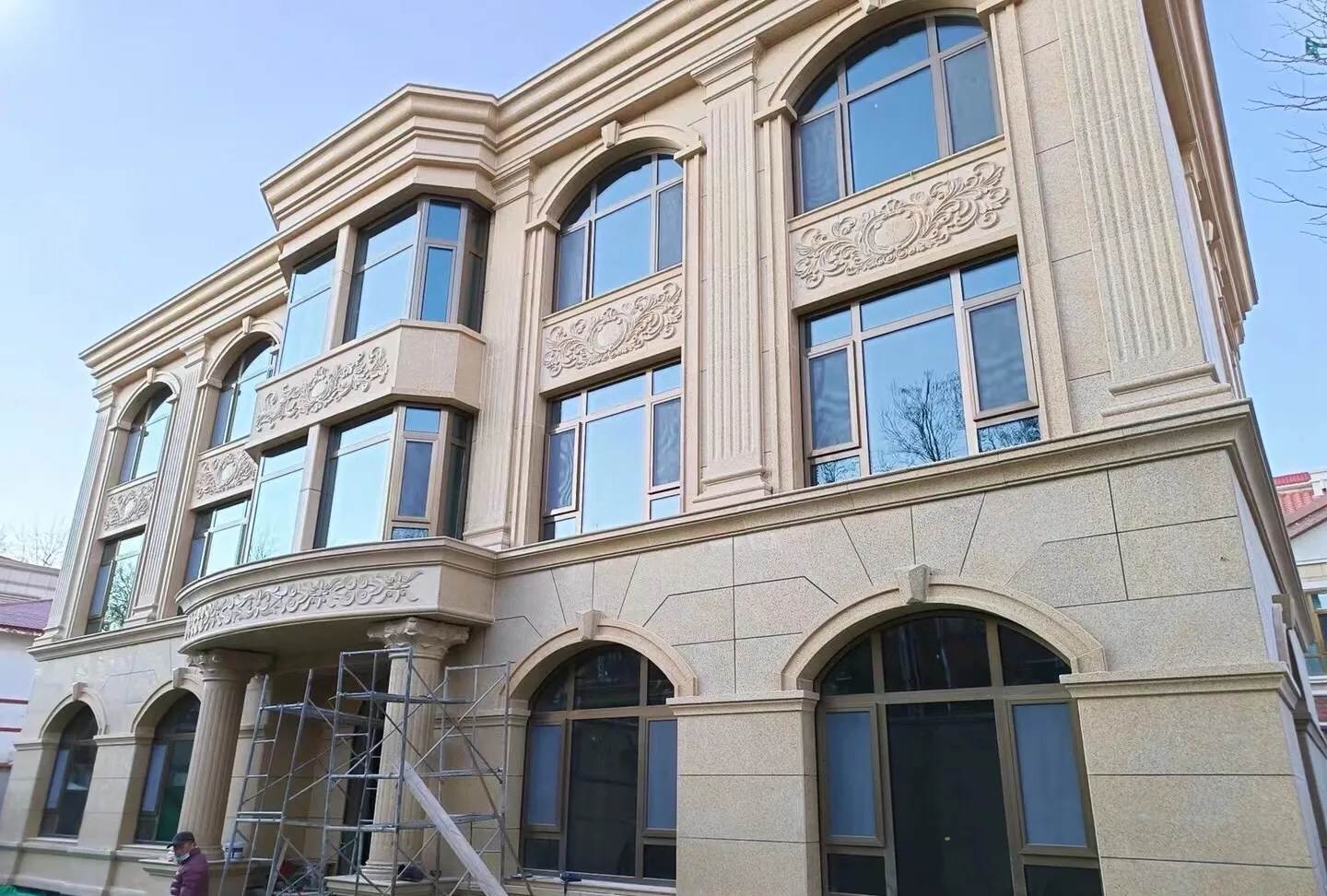 通辽 黄金麻花岗岩别墅外墙干挂