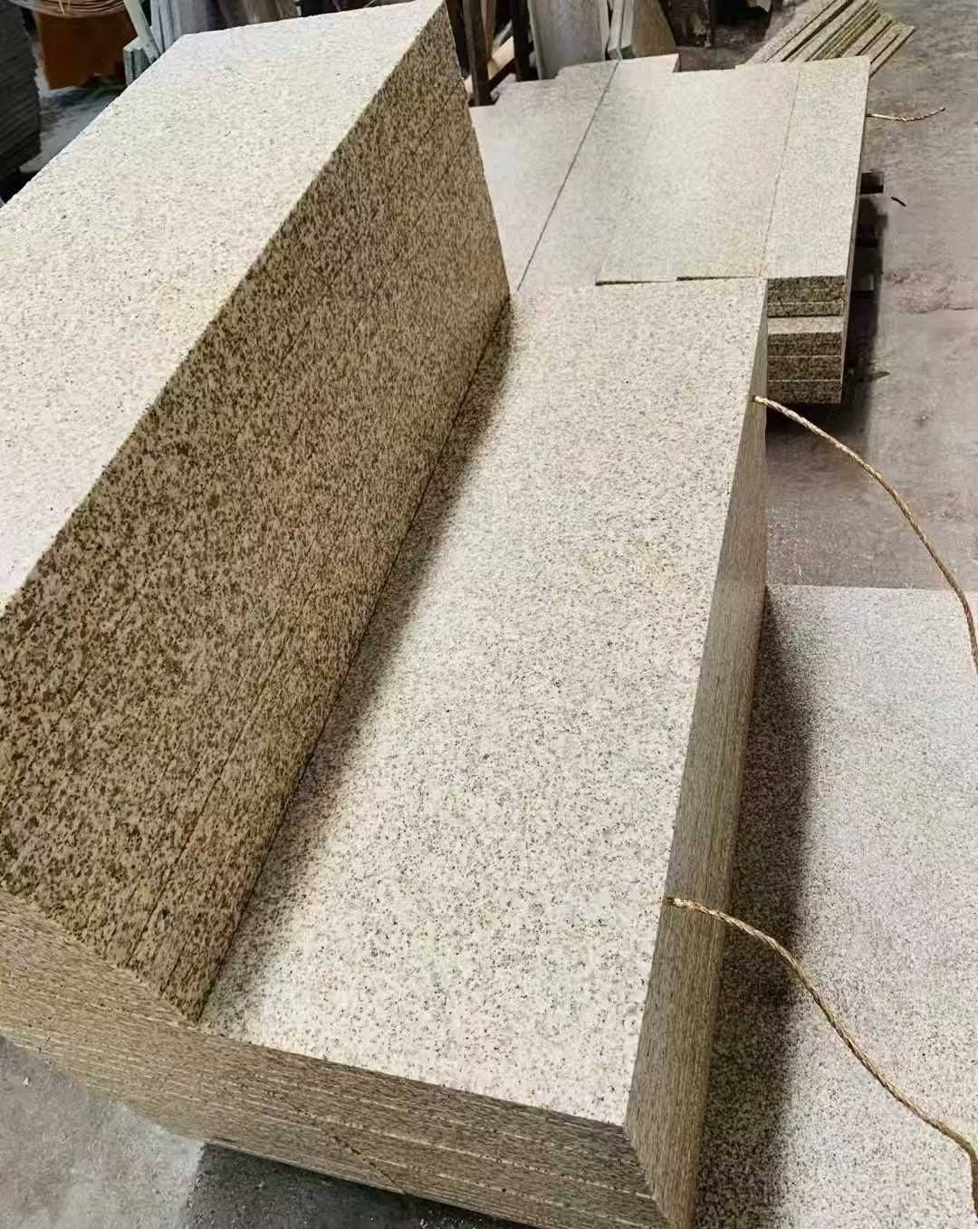 通辽 黄金麻荔枝面外墙干挂成品