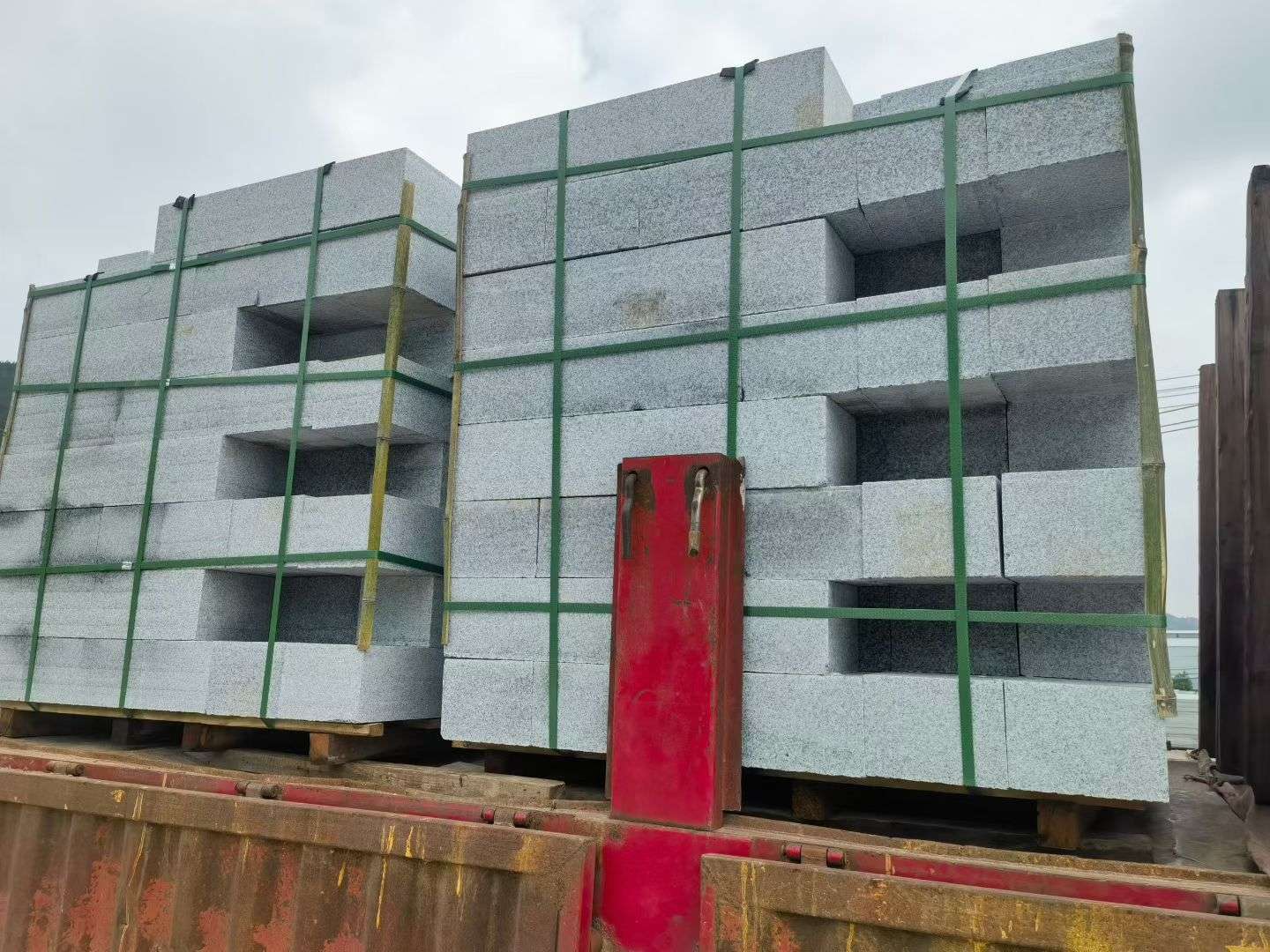 通辽 芝麻白花岗岩路沿石，平石，路侧石，马路牙子，路缘石，立缘石，平缘石等